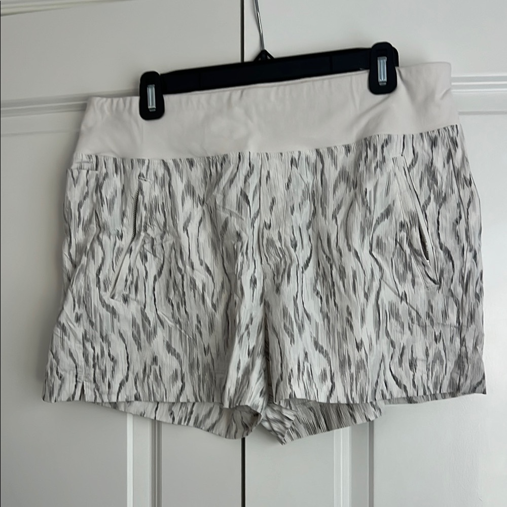 Athleta High Waist White and Gray Shorts